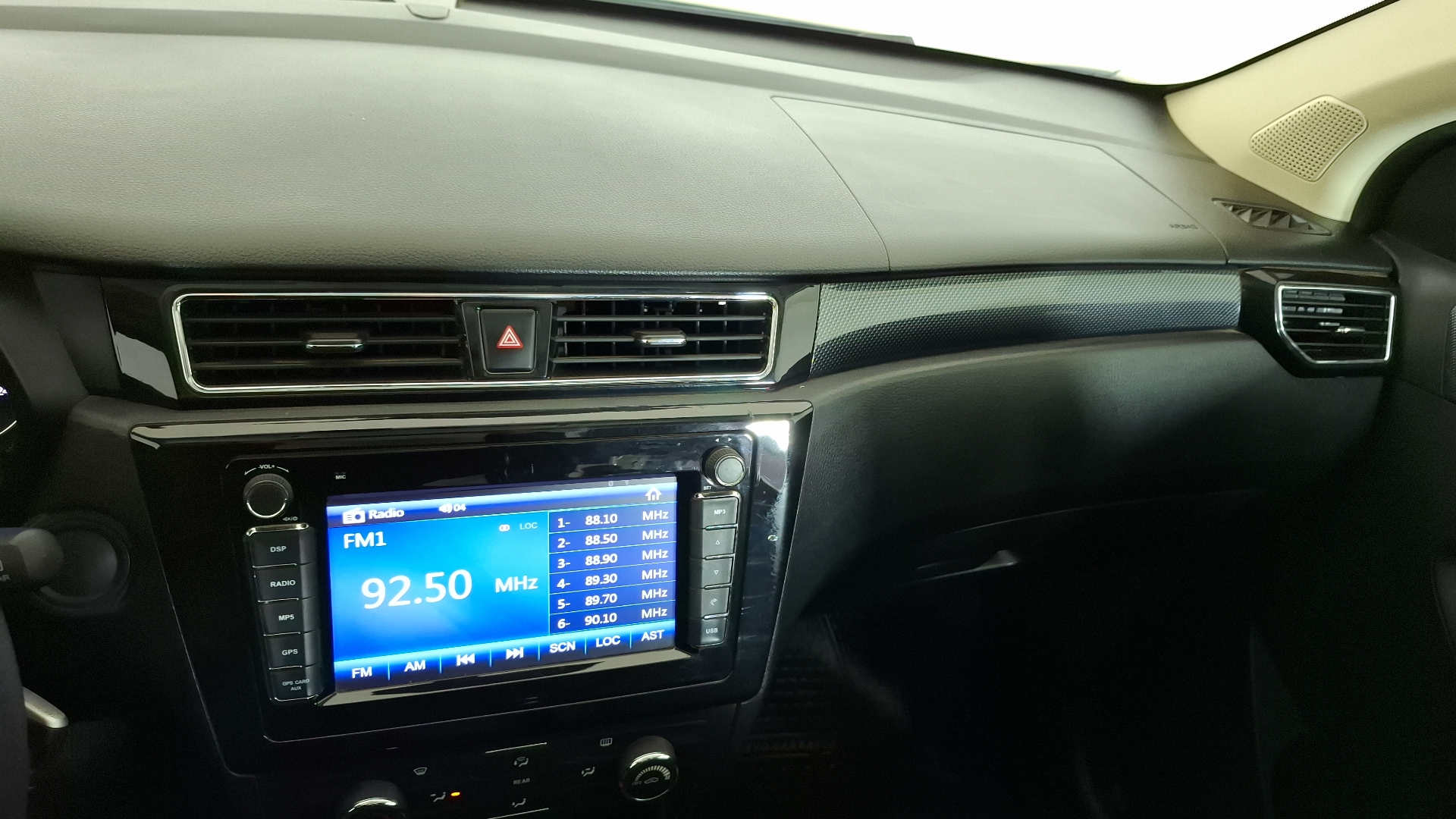 Dfm 580 — foto 10 de 18