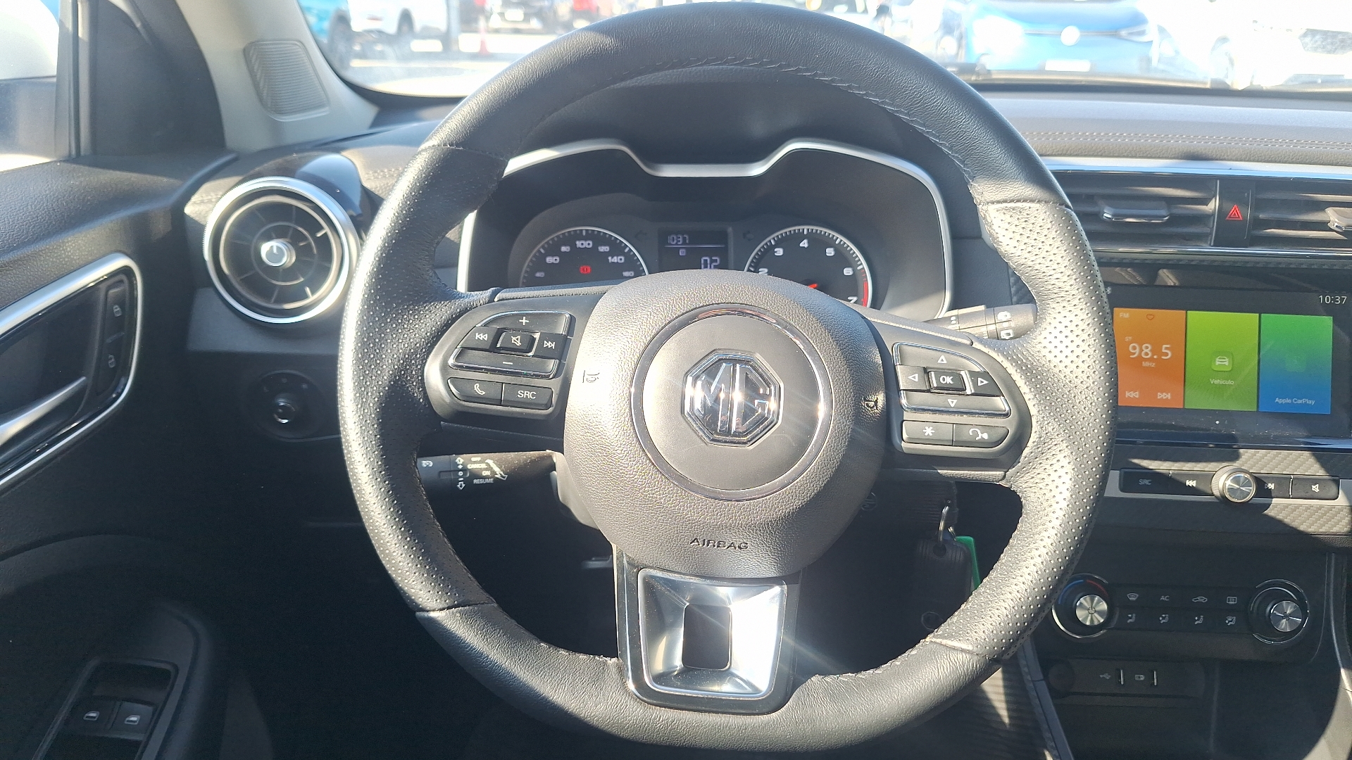 MG Zs — foto 8 de 15
