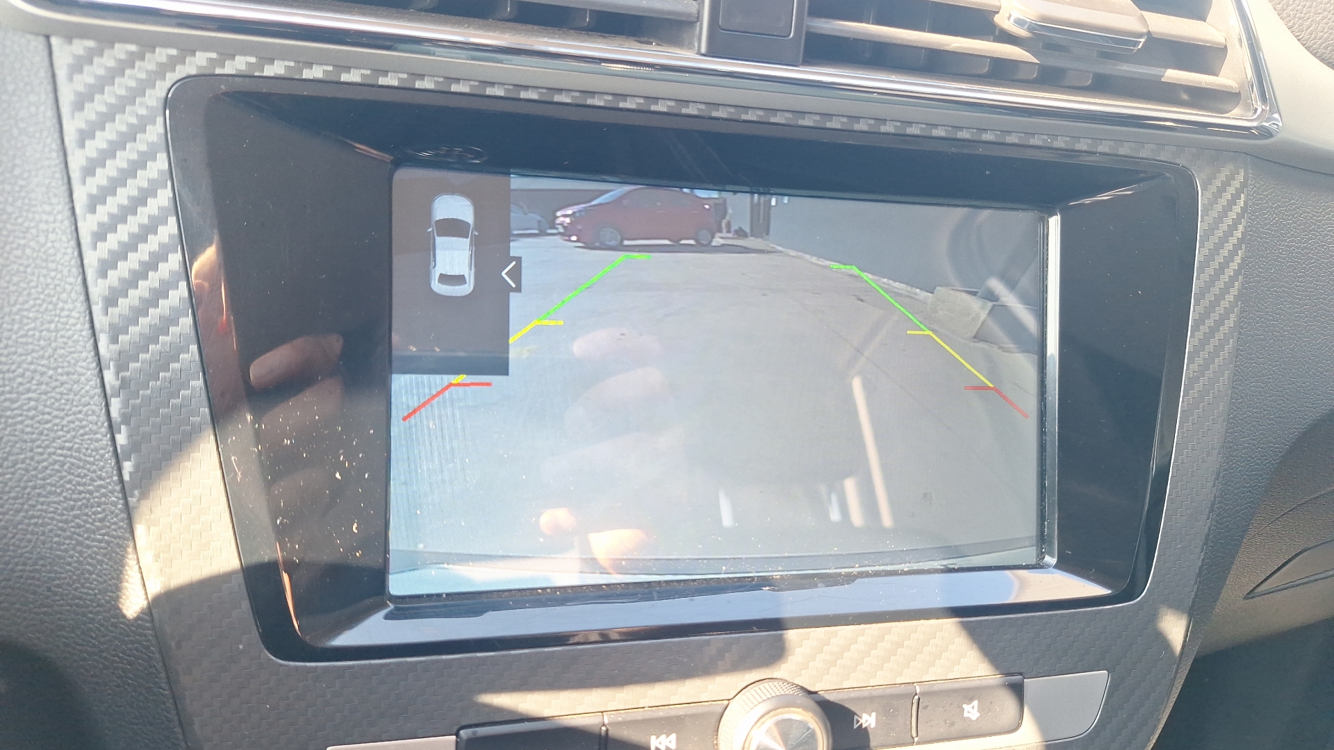 MG Zs — foto 12 de 15