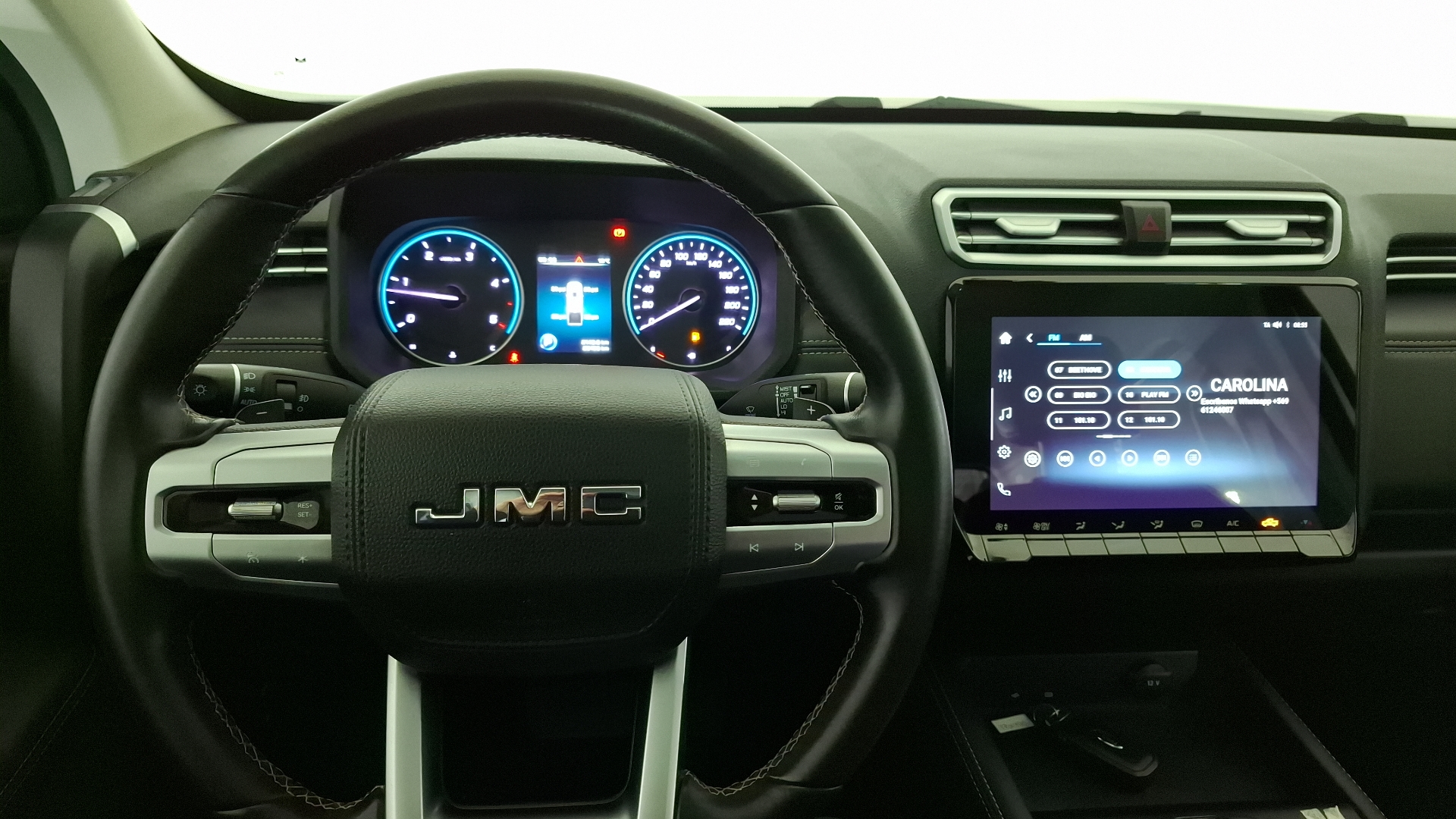 JMC Grand Avenue — foto 8 de 16