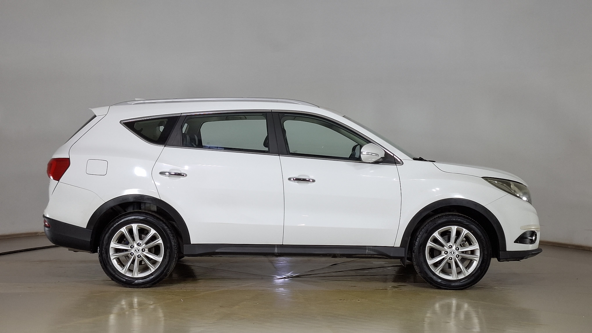 Dfm 580 — foto 4 de 18