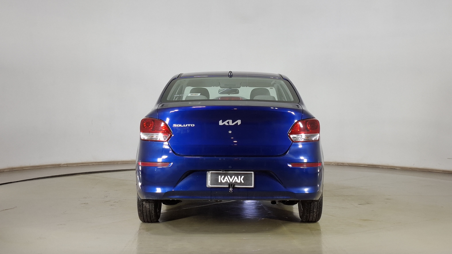 KIA Soluto — foto 5 de 16