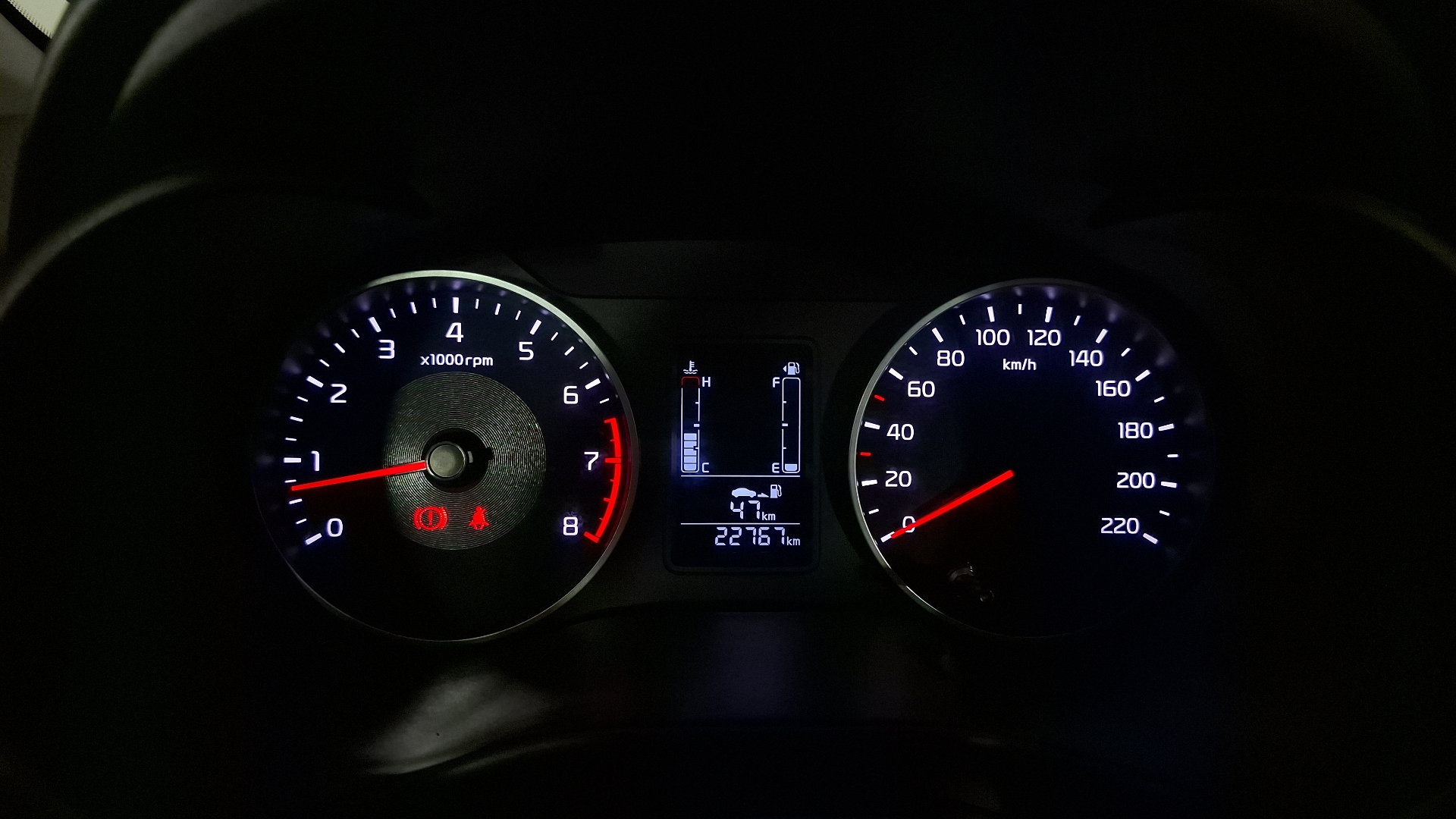 KIA Soluto — foto 9 de 16