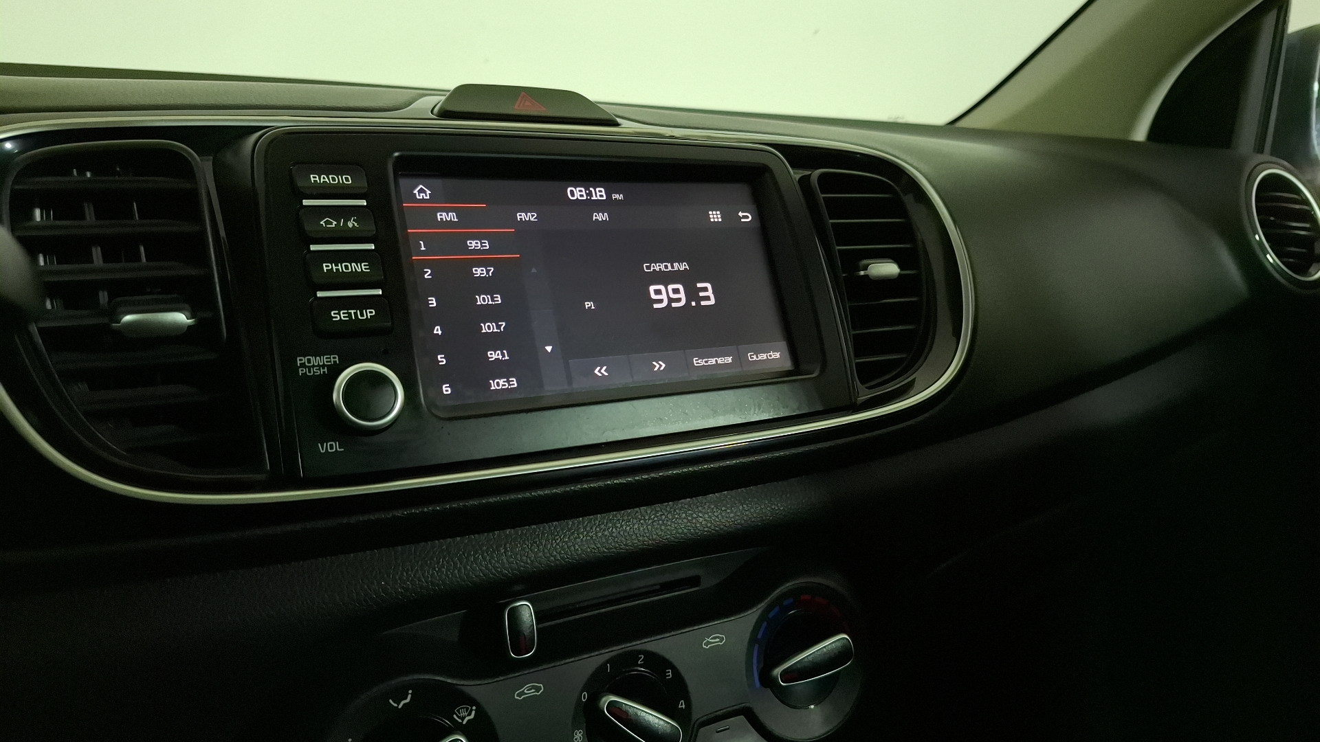 KIA Soluto — foto 10 de 16