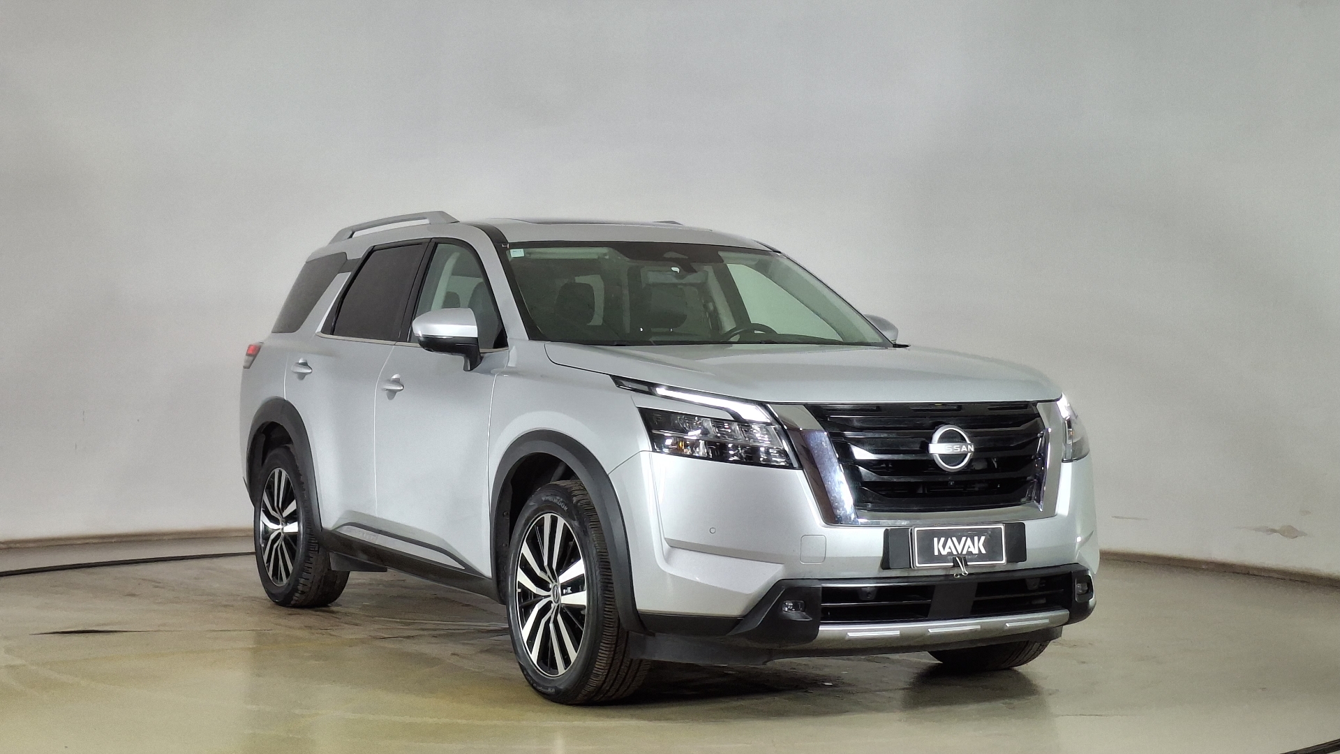 Nissan Pathfinder — foto 3 de 17