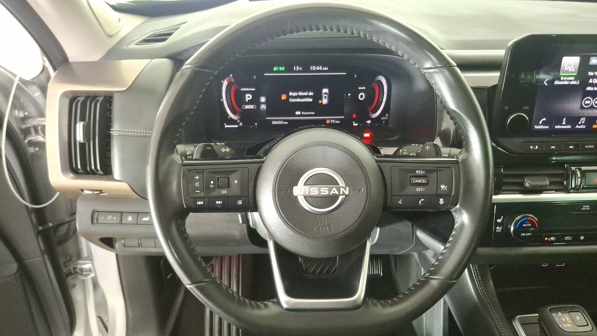 Nissan Pathfinder — foto 8 de 17