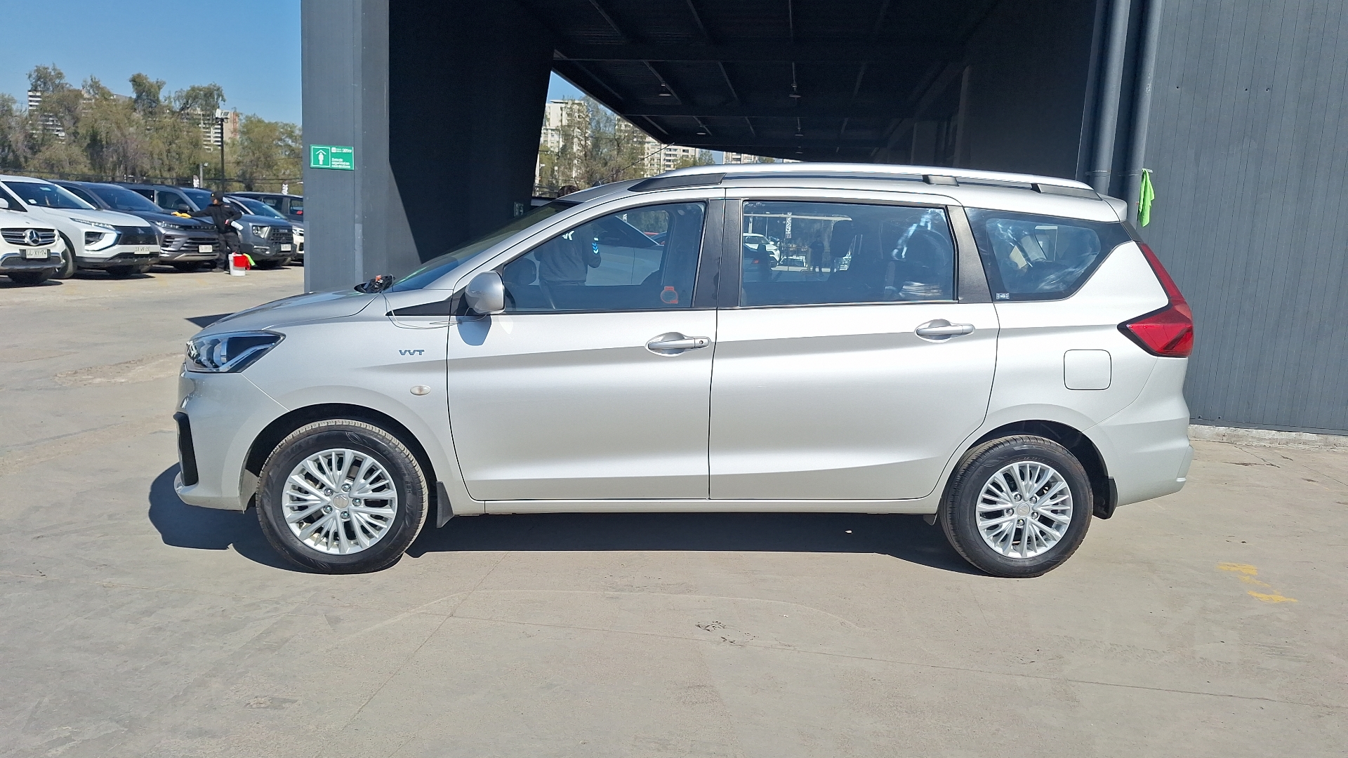 Suzuki Ertiga — foto 2 de 16