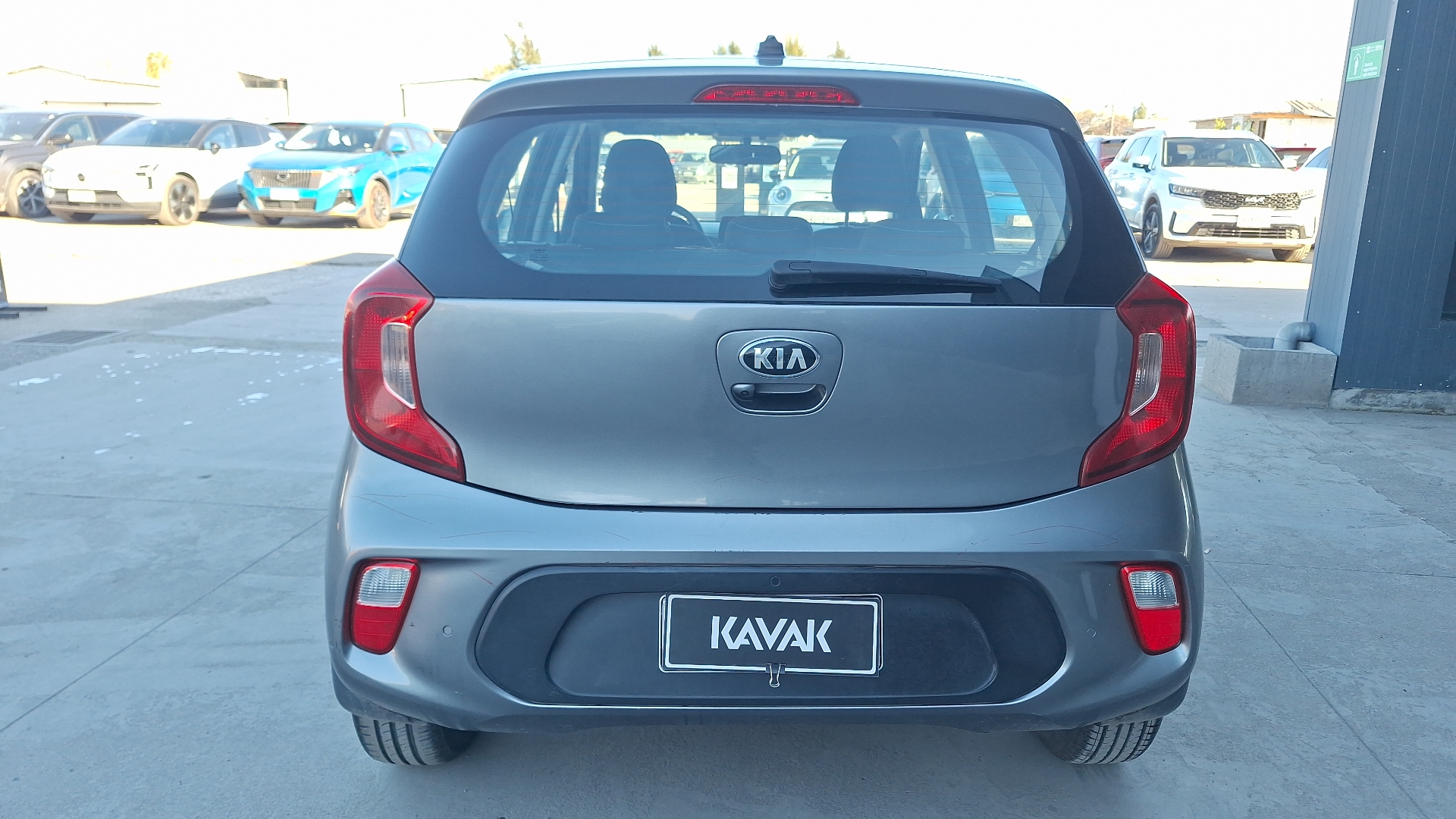 KIA Morning — foto 3 de 15