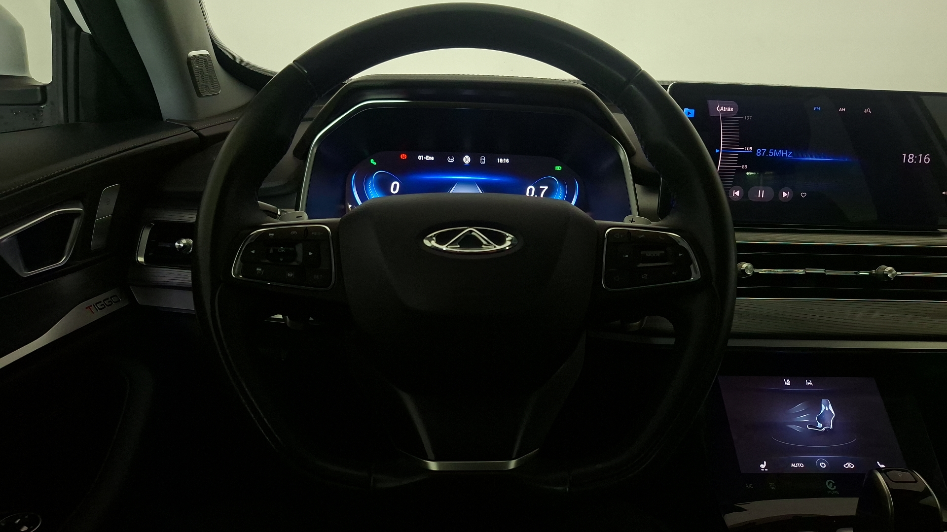 Chery Tiggo 8 Pro — foto 9 de 19