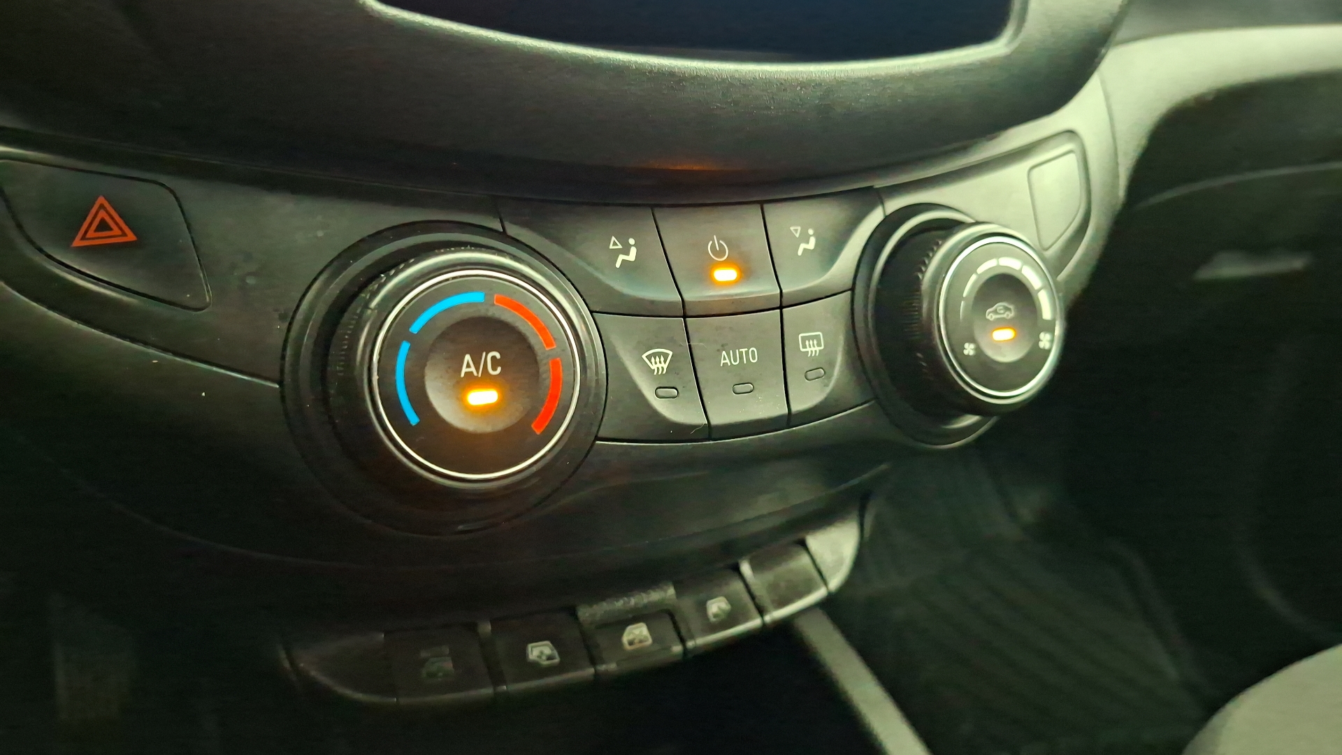 Chevrolet Sail — foto 16 de 17