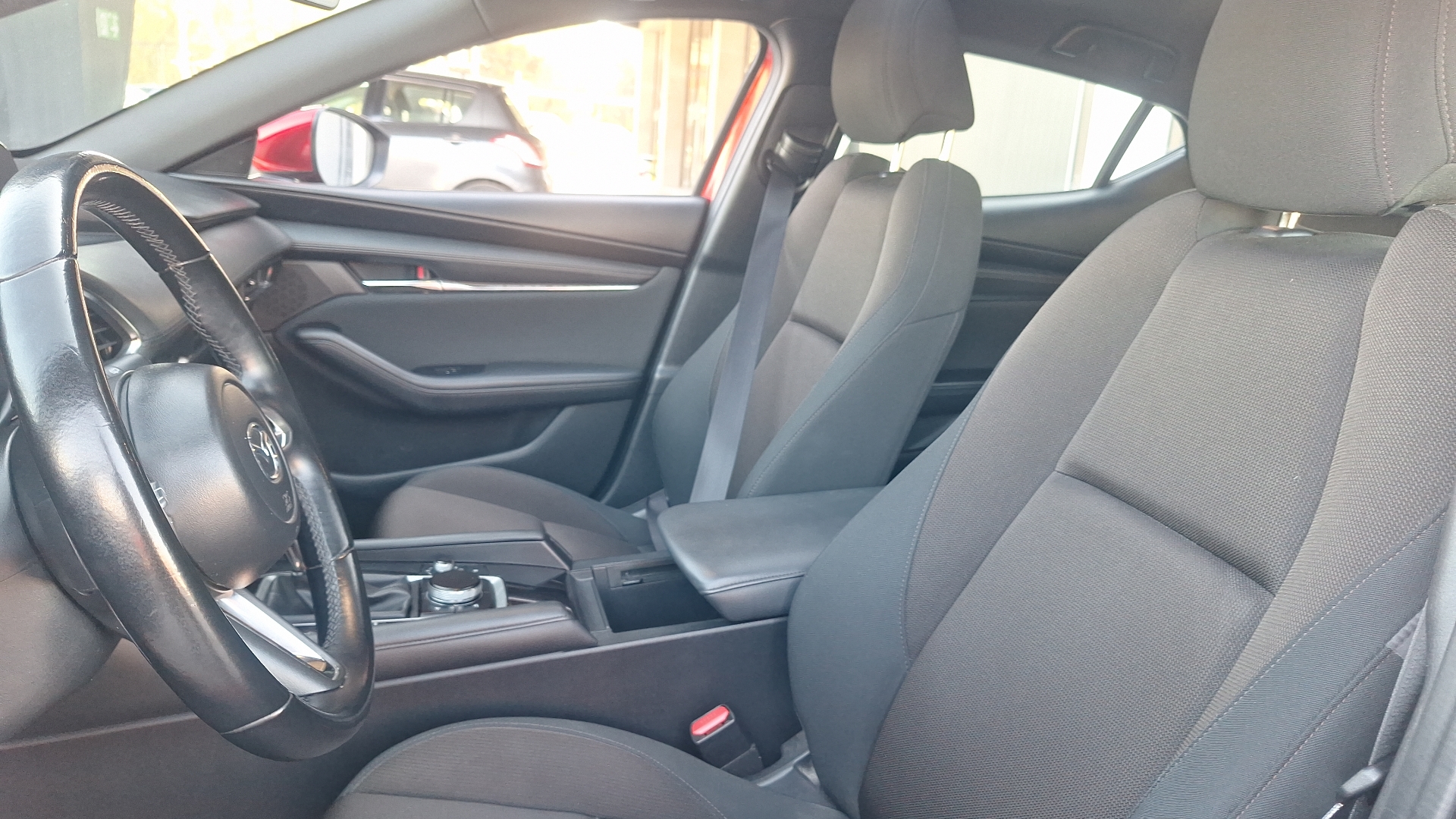 Mazda 3 — foto 15 de 16