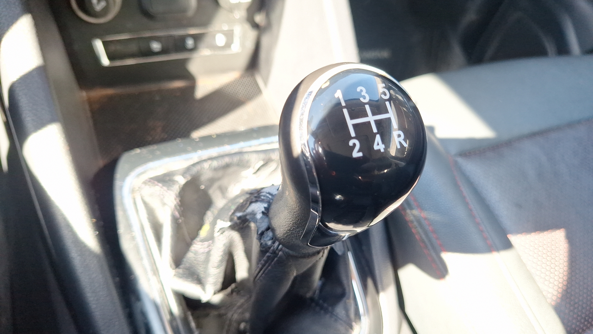 Changan Cx70 — foto 11 de 17
