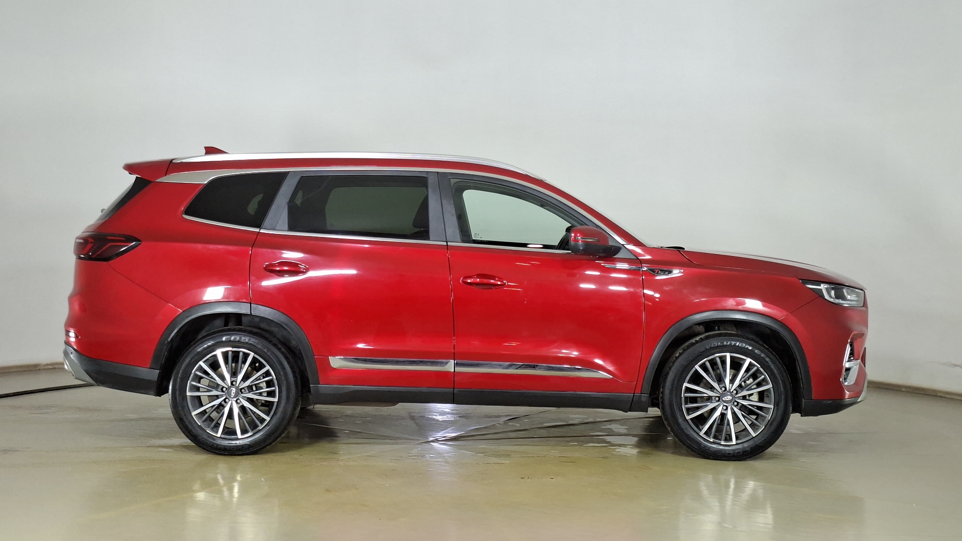 Chery Tiggo 8 Pro — foto 4 de 18