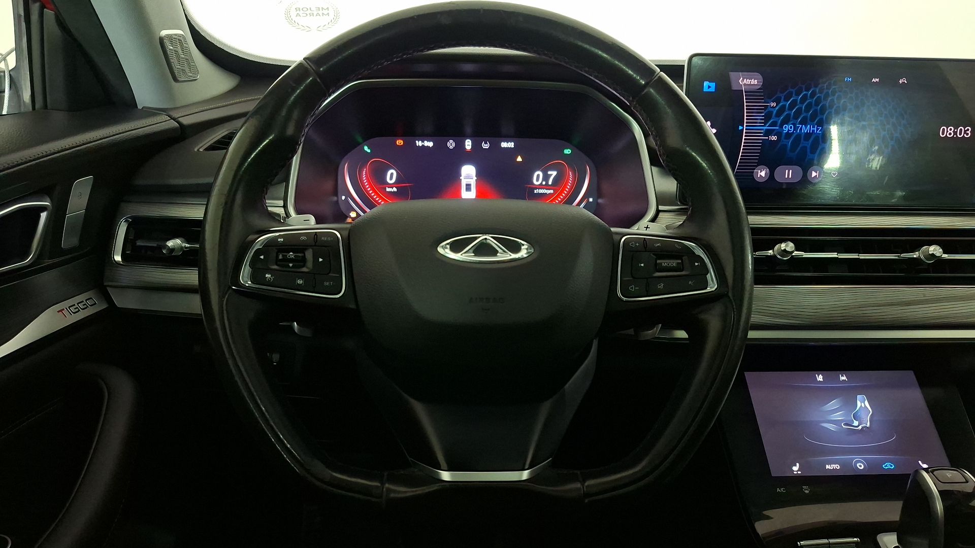 Chery Tiggo 8 Pro — foto 8 de 18
