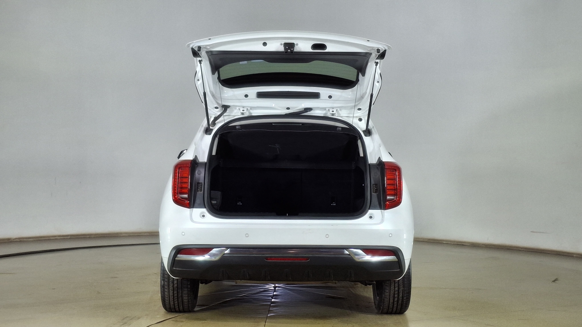 Haval Jolion — foto 6 de 17