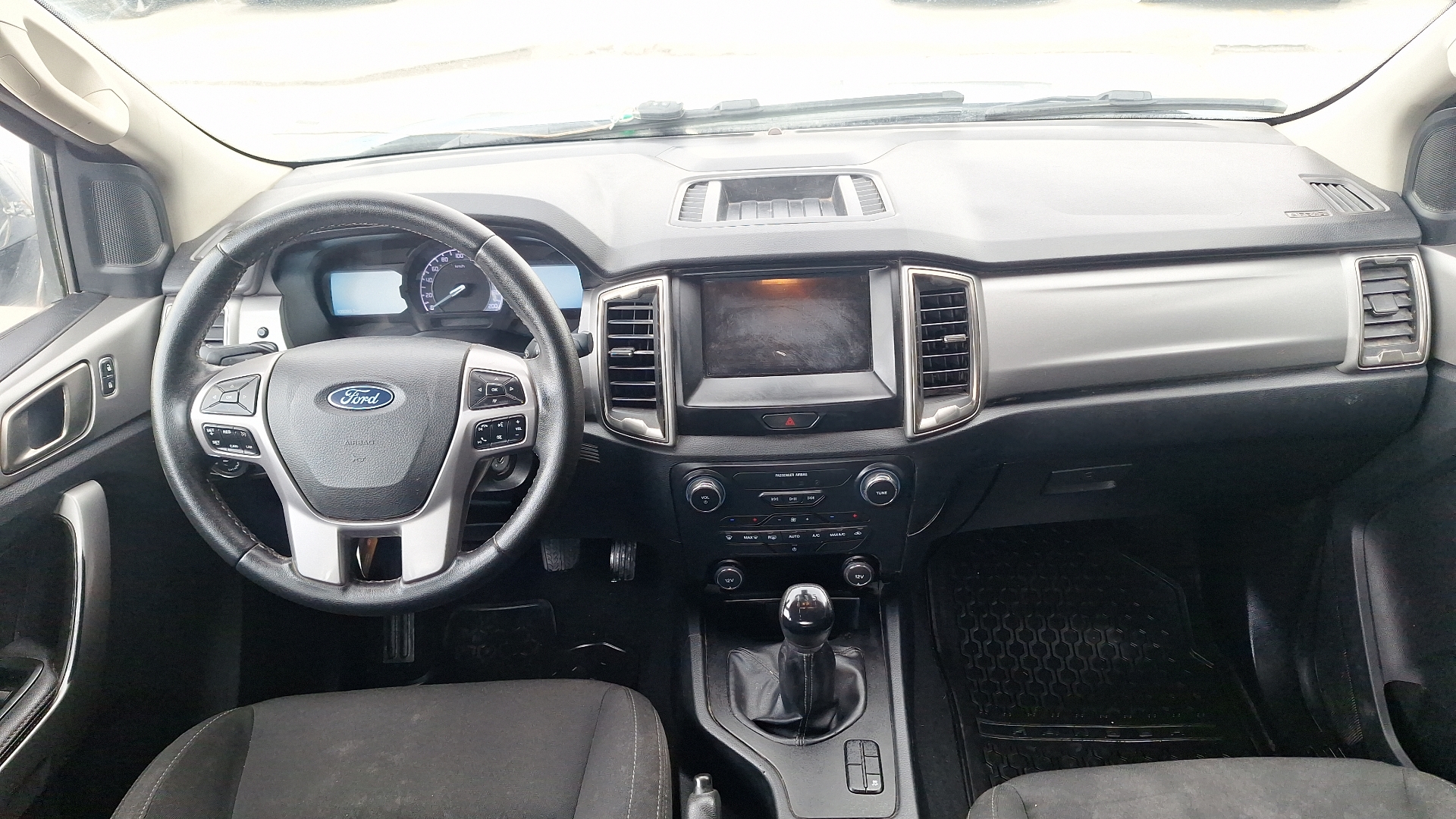 Ford Ranger — foto 6 de 15