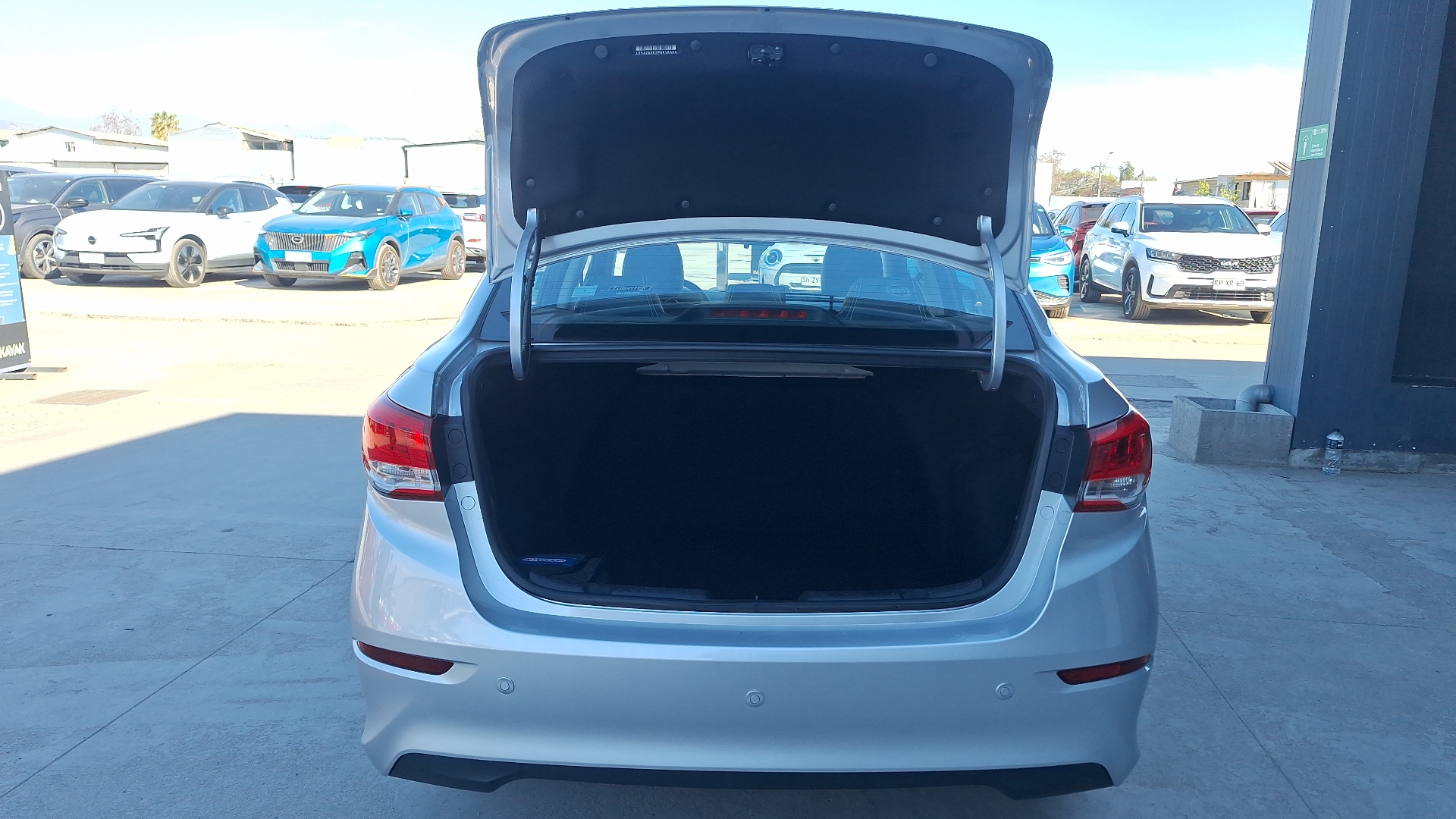Changan Alsvin — foto 4 de 16