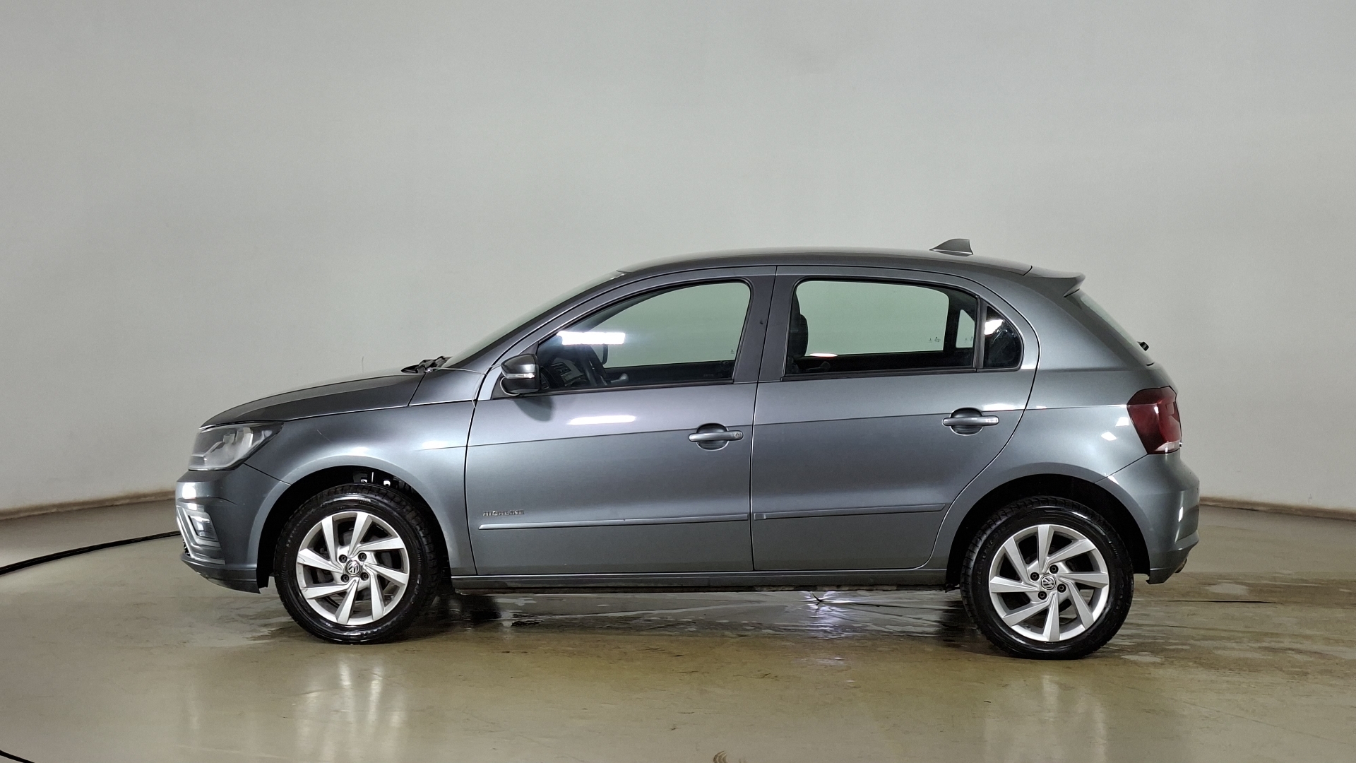 Volkswagen Gol — foto 7 de 14
