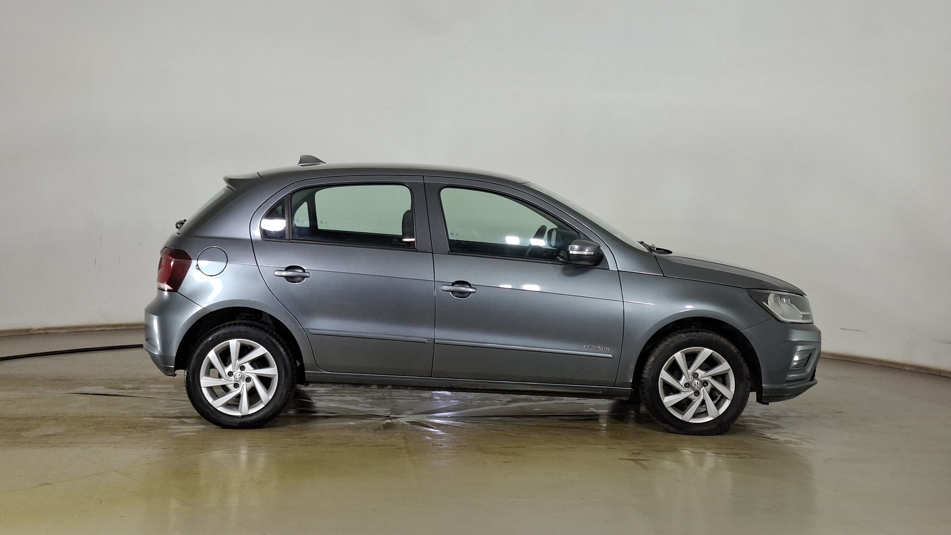 Volkswagen Gol — foto 4 de 14