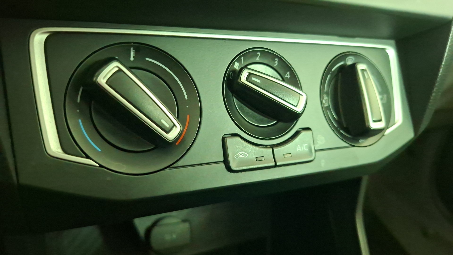 Volkswagen Gol — foto 14 de 14
