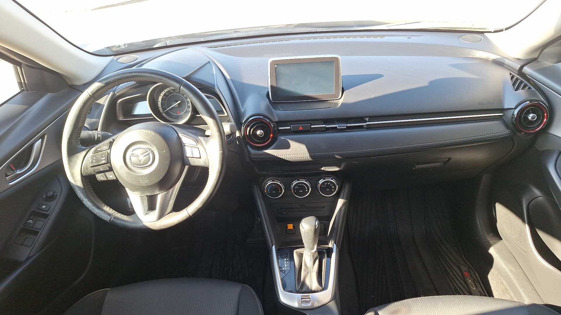 Mazda CX-3 — foto 6 de 15
