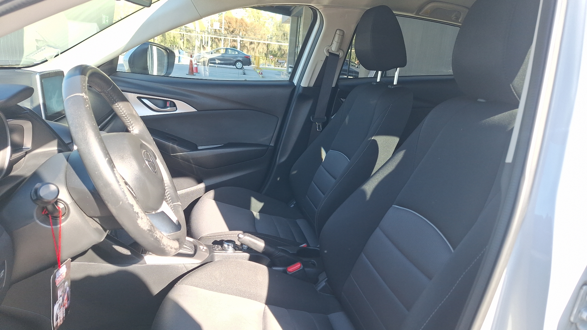 Mazda CX-3 — foto 14 de 15