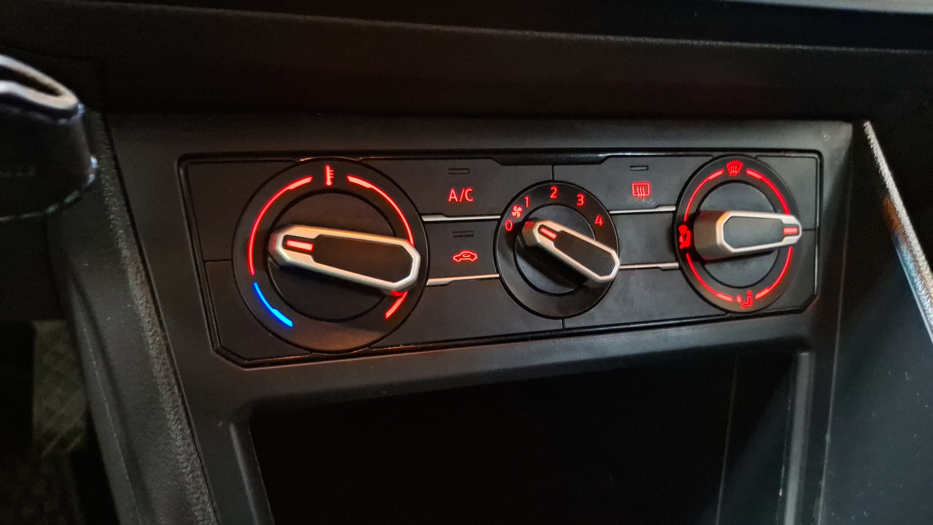 Volkswagen Virtus — foto 14 de 15