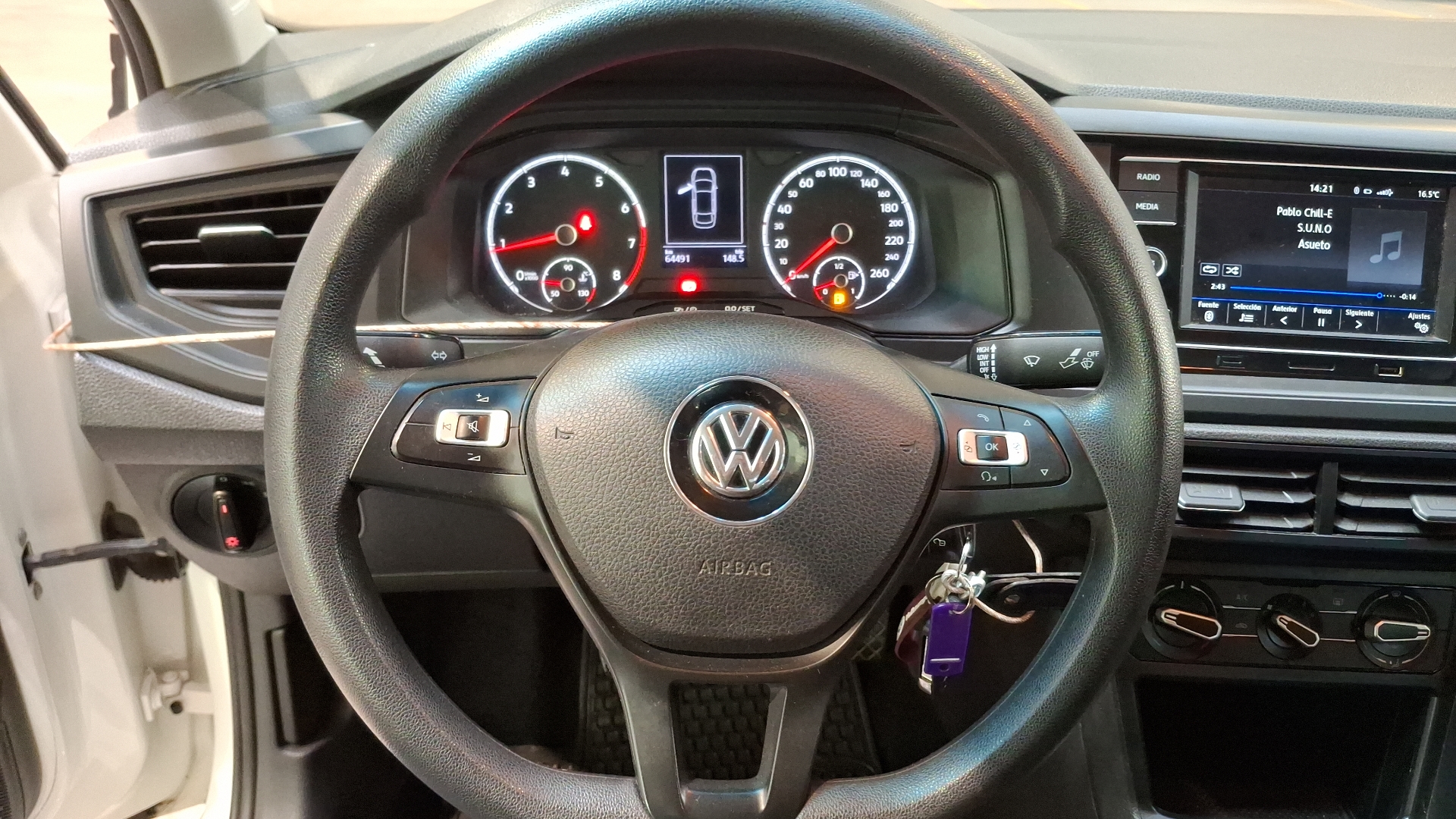 Volkswagen Virtus — foto 8 de 15