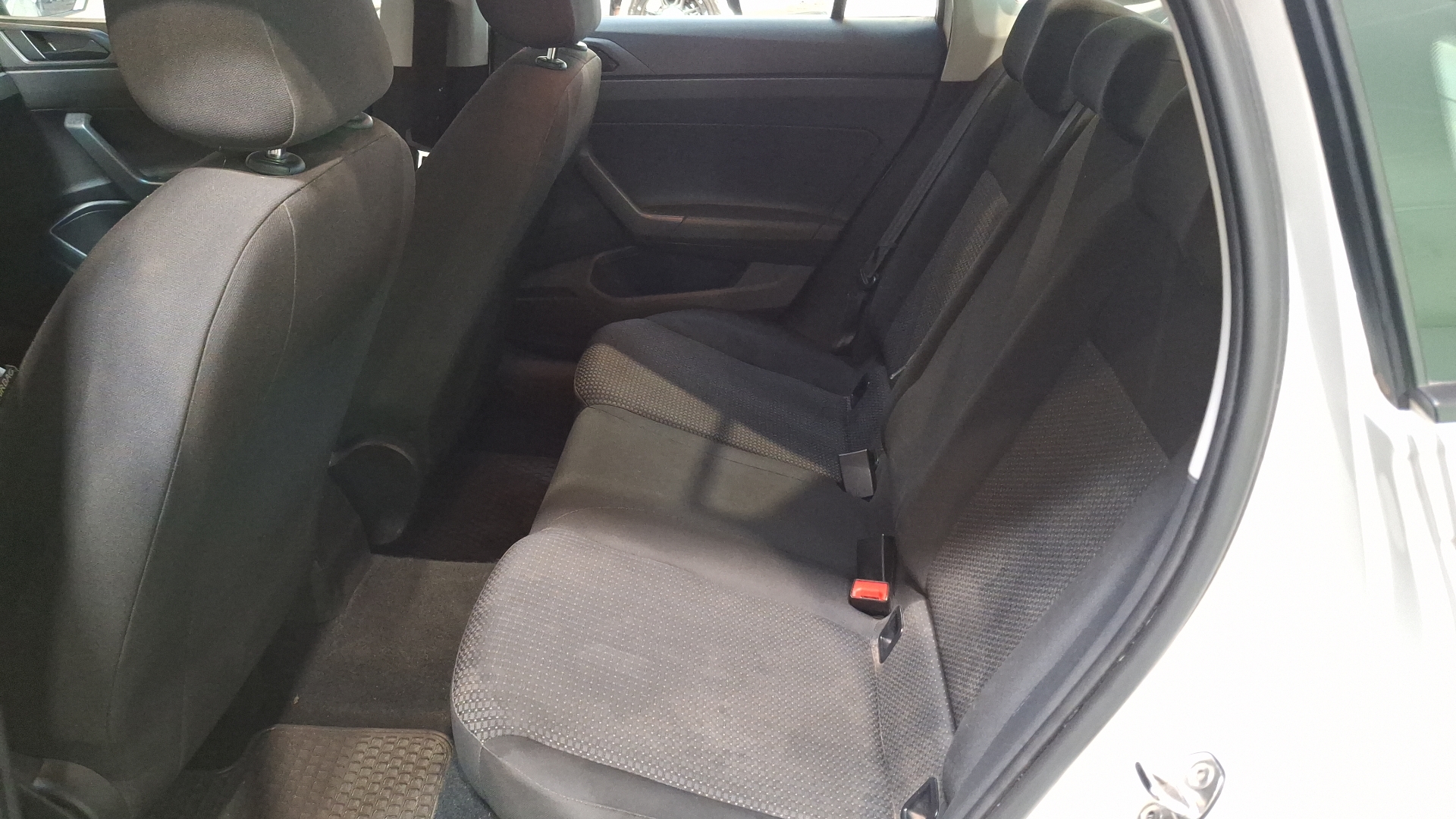 Volkswagen Virtus — foto 13 de 15