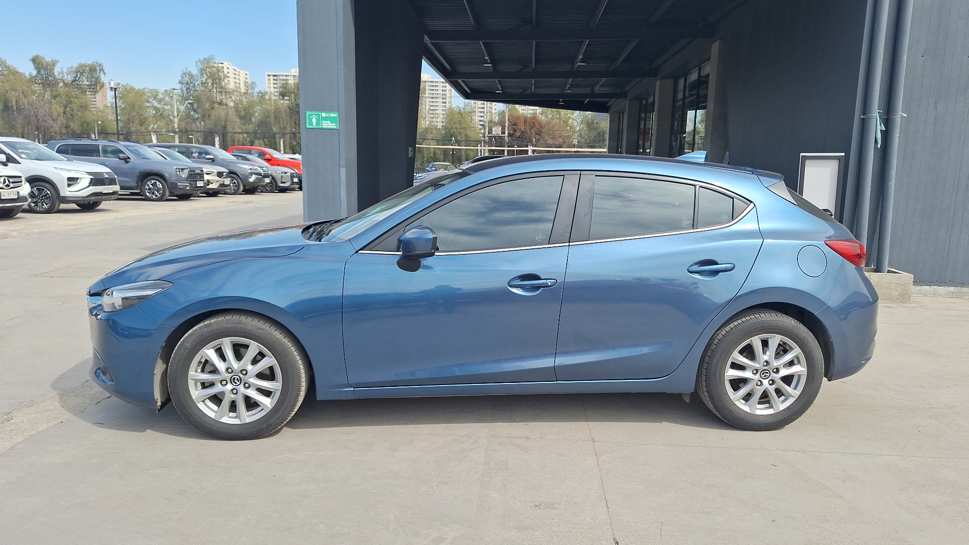 Mazda 3 — foto 2 de 15
