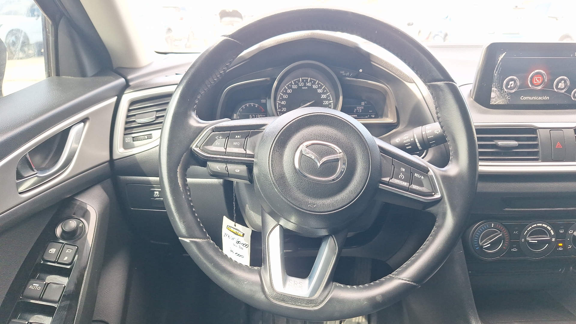 Mazda 3 — foto 8 de 15