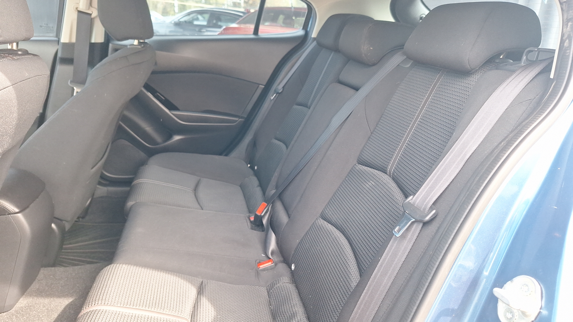 Mazda 3 — foto 13 de 15