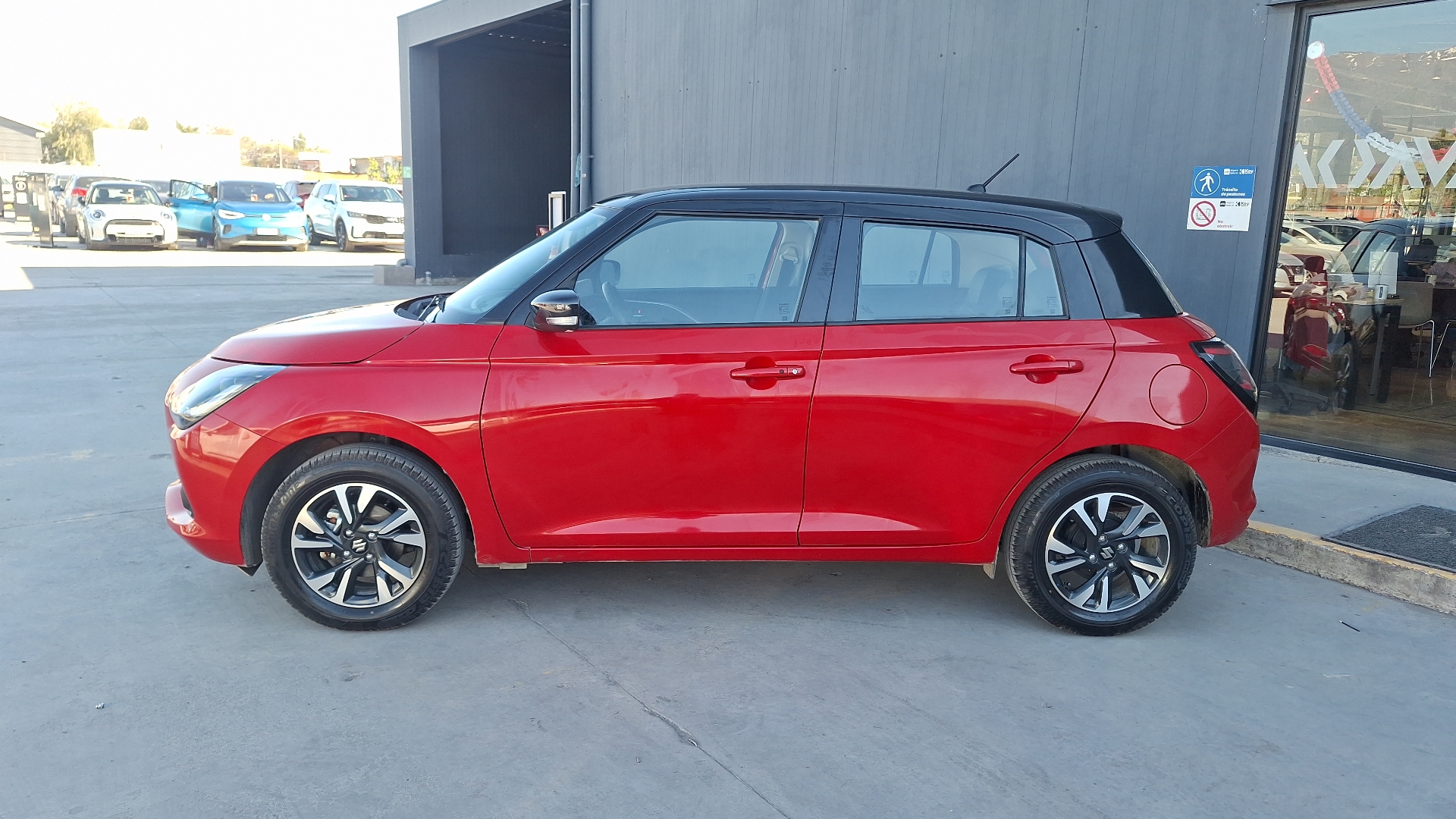 Suzuki Swift — foto 2 de 15