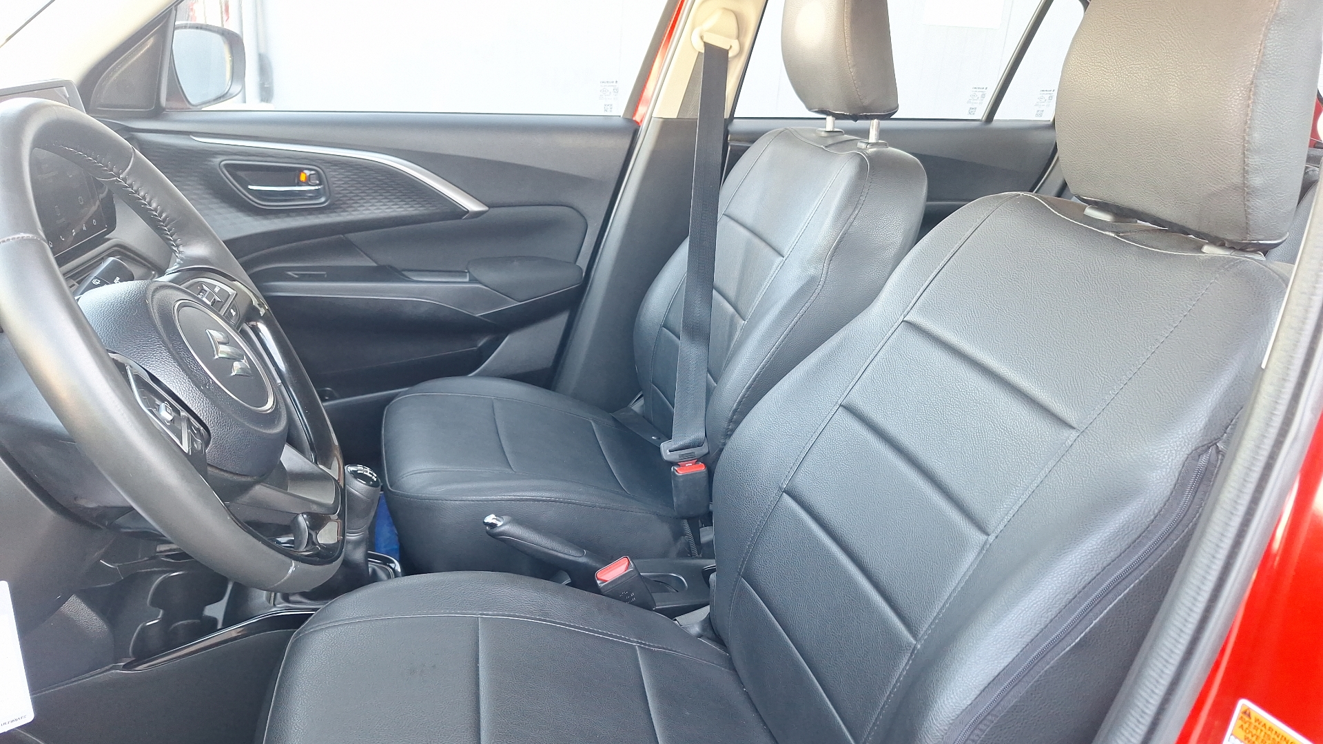 Suzuki Swift — foto 14 de 15