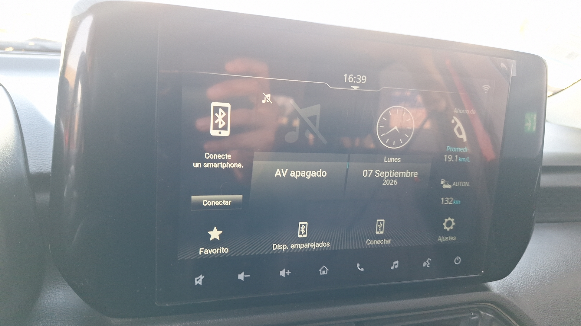 Suzuki Swift — foto 10 de 15
