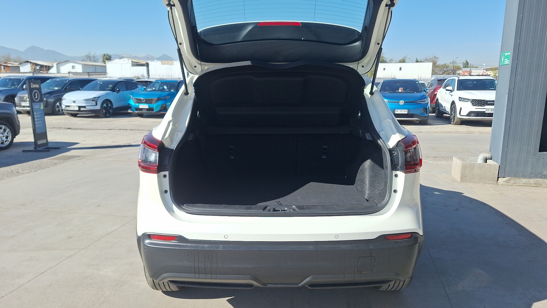 Nissan Qashqai — foto 4 de 15
