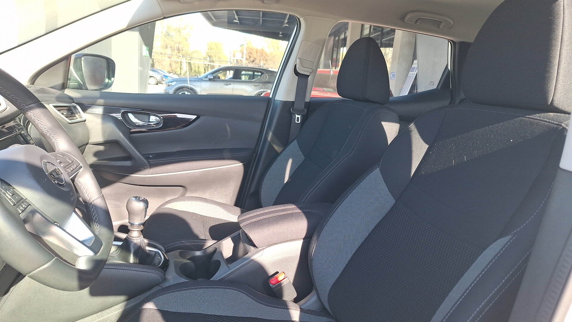 Nissan Qashqai — foto 14 de 15