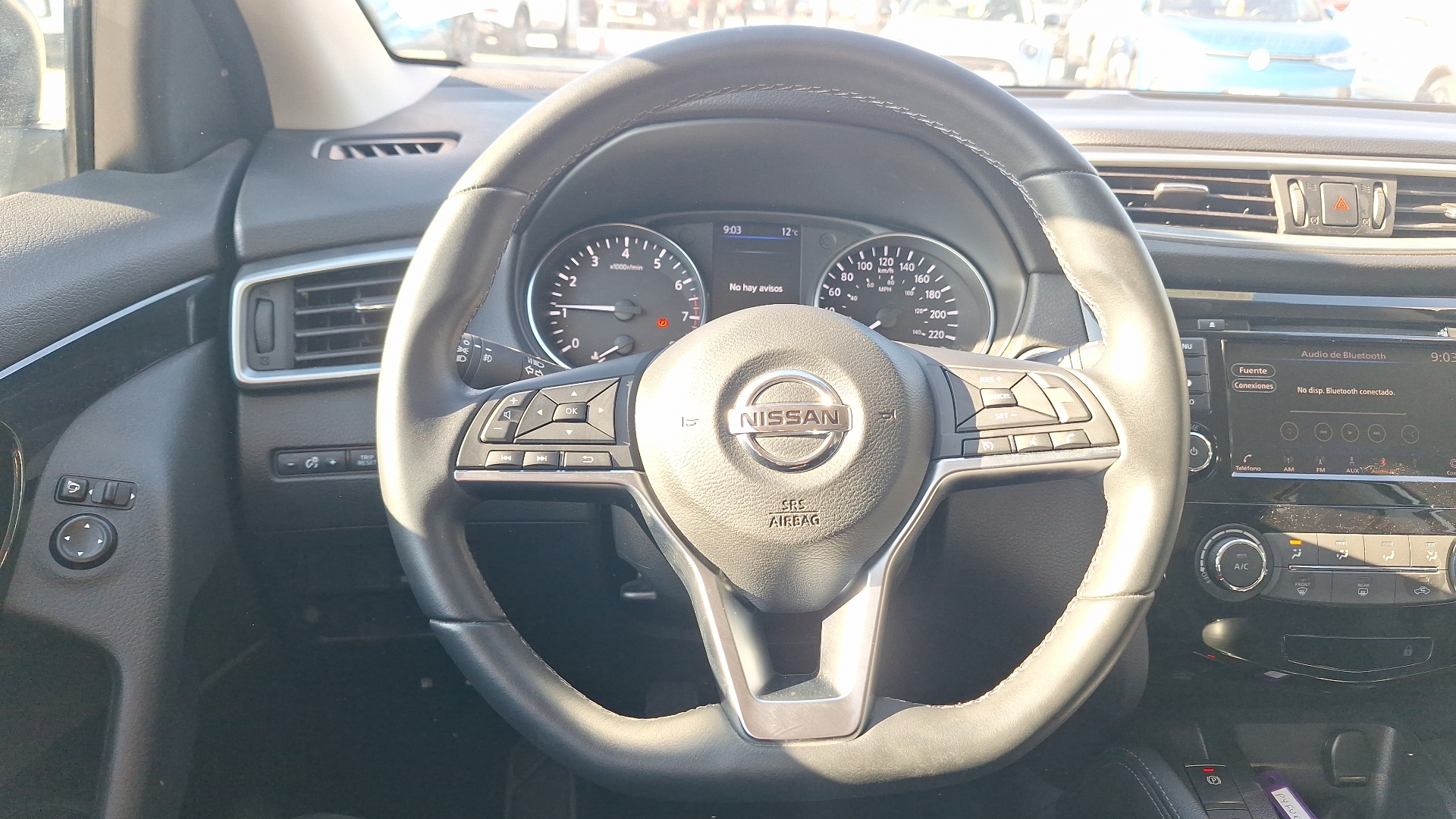Nissan Qashqai — foto 8 de 15