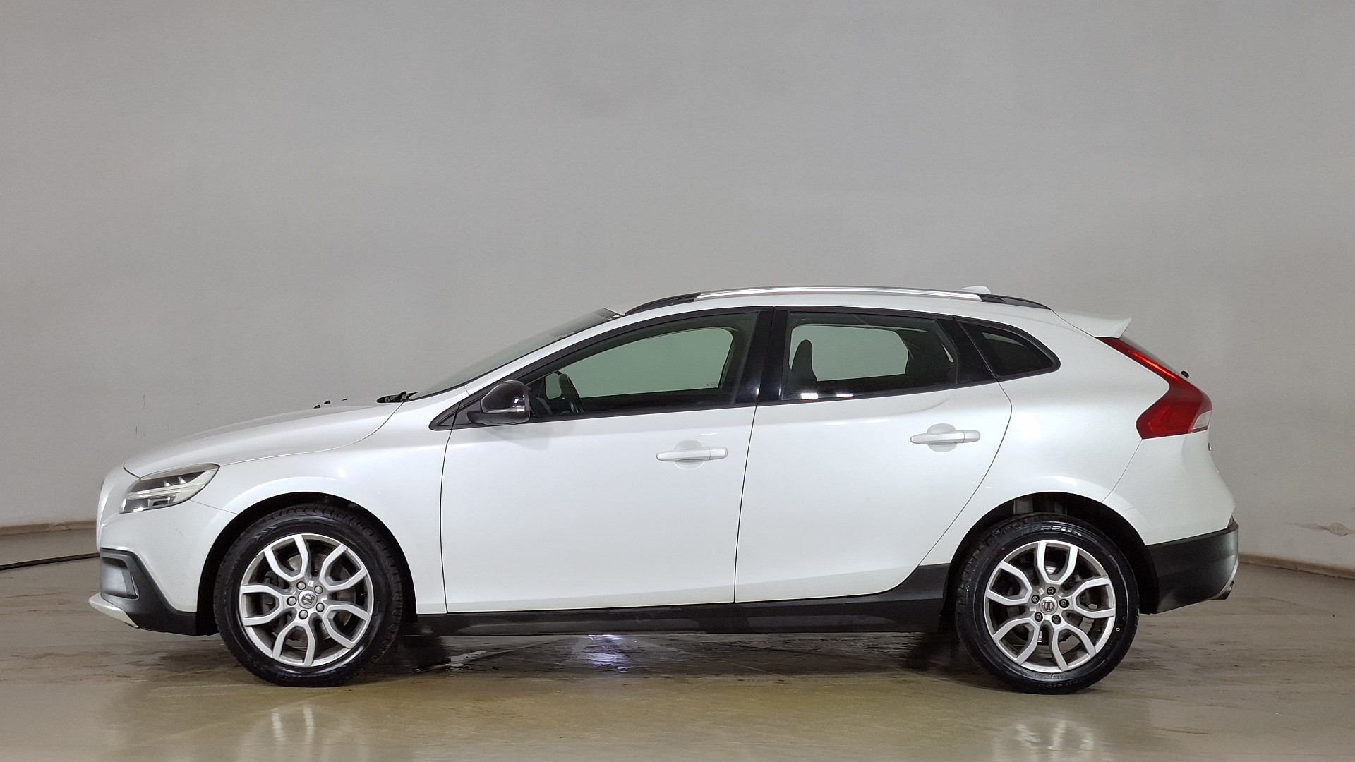 Volvo V40 — foto 7 de 15