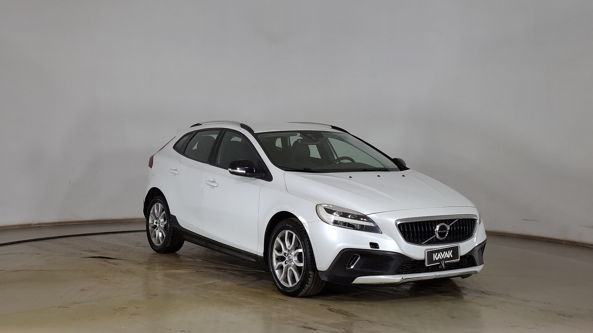 Volvo V40 — foto 3 de 15