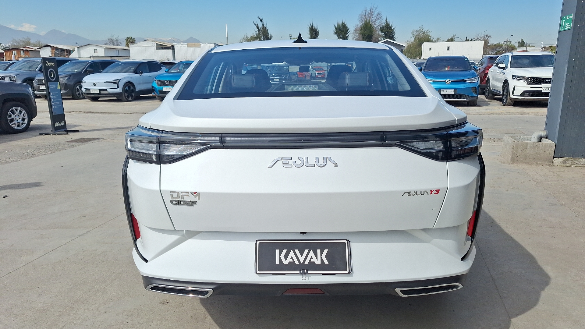 Dongfeng Aeolus Y3 — foto 3 de 15