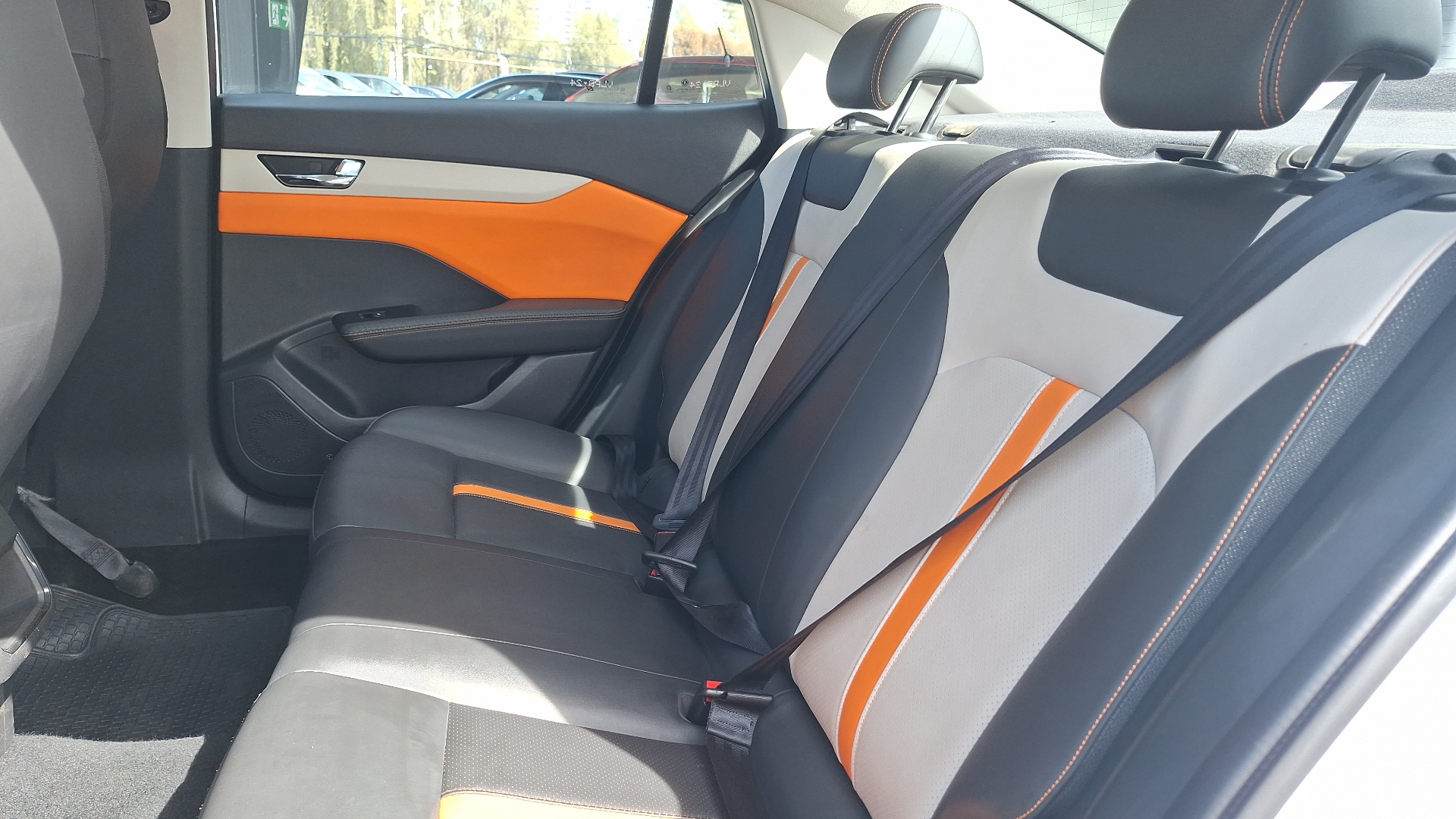 Dongfeng Aeolus Y3 — foto 13 de 15