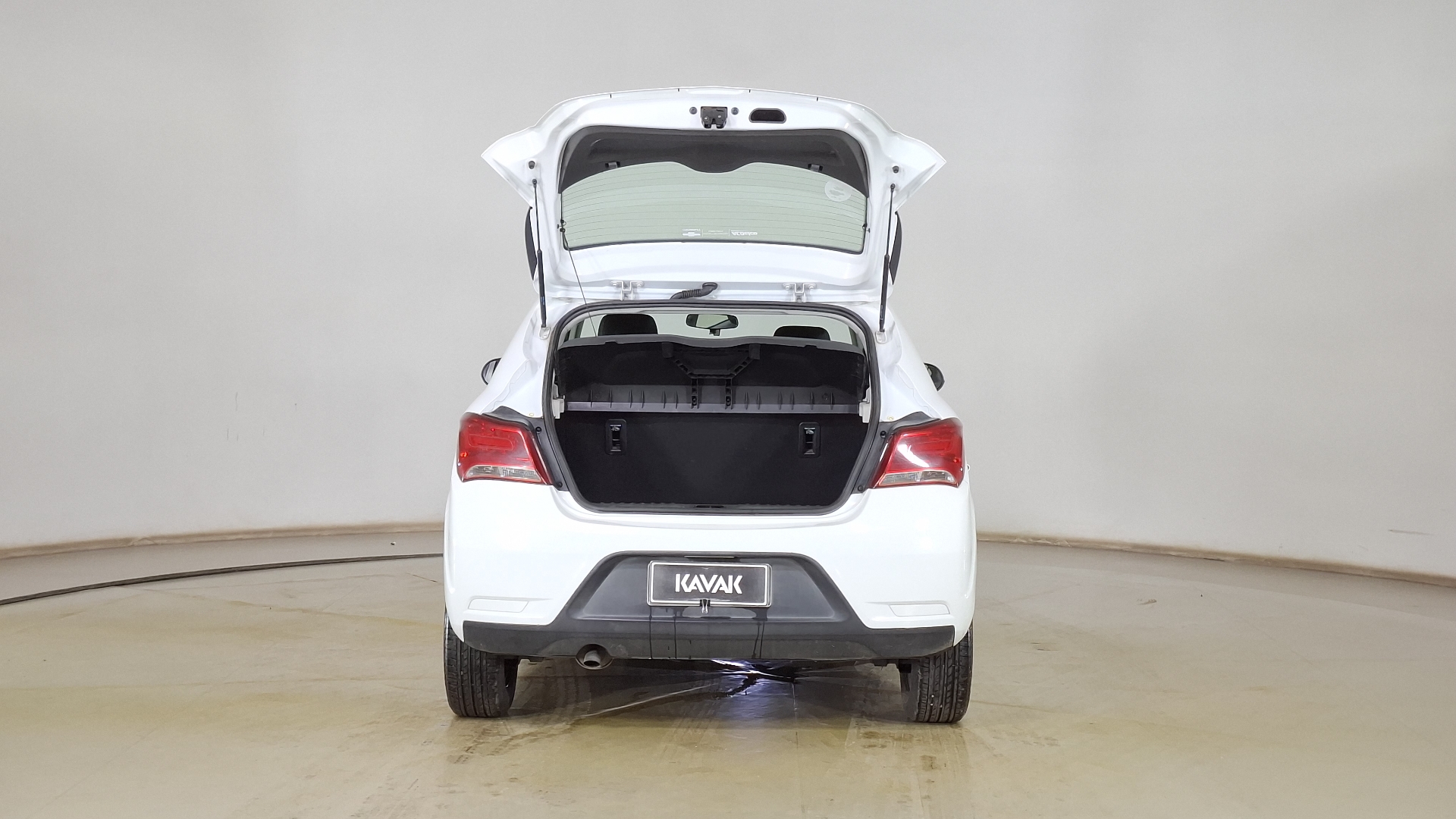 Chevrolet Onix — foto 6 de 15