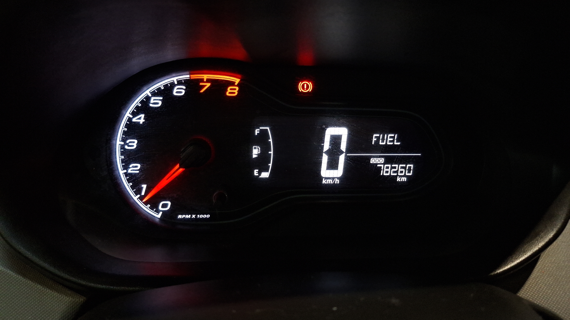 Chevrolet Onix — foto 9 de 15