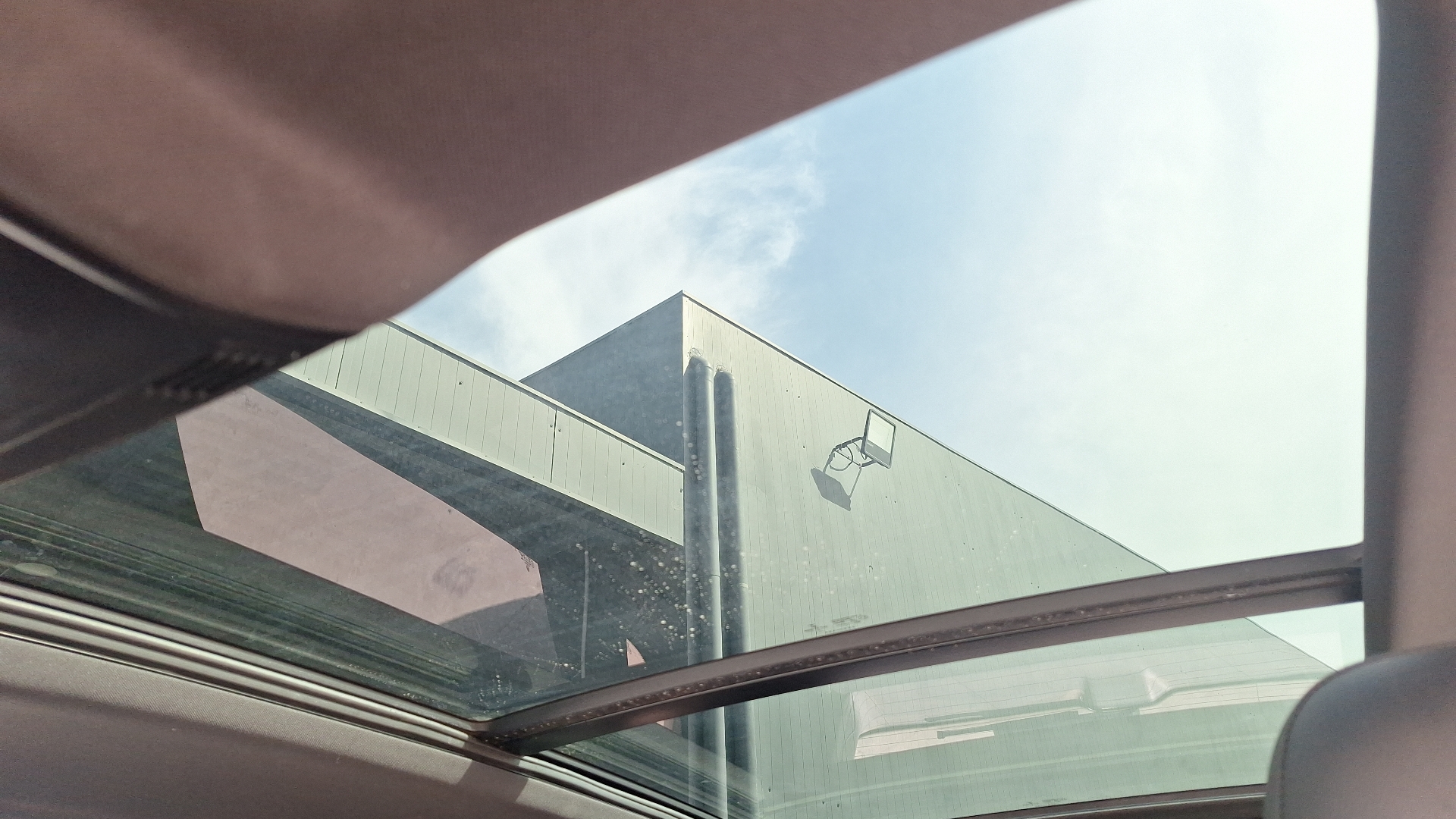 Volkswagen Taos — foto 13 de 16