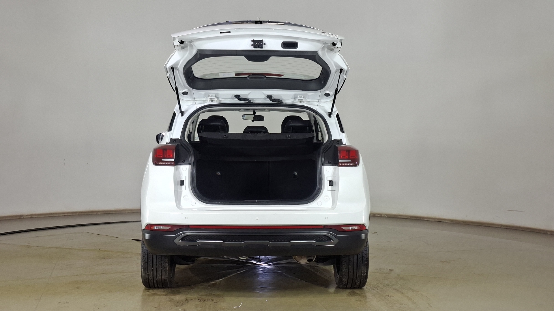 BAIC X35 — foto 6 de 18