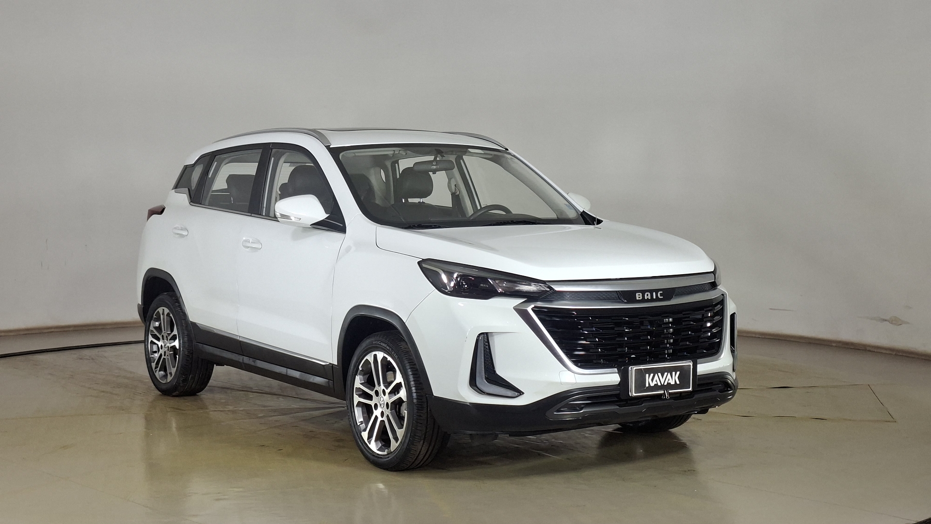 BAIC X35 — foto 3 de 18