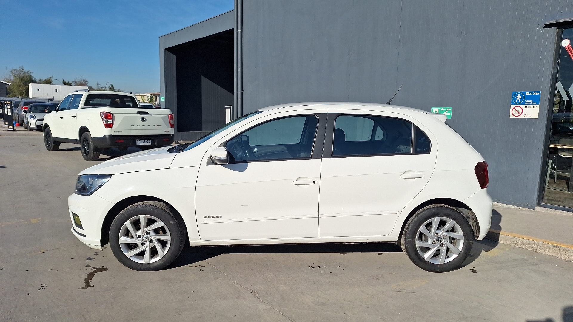 Volkswagen Gol — foto 2 de 14