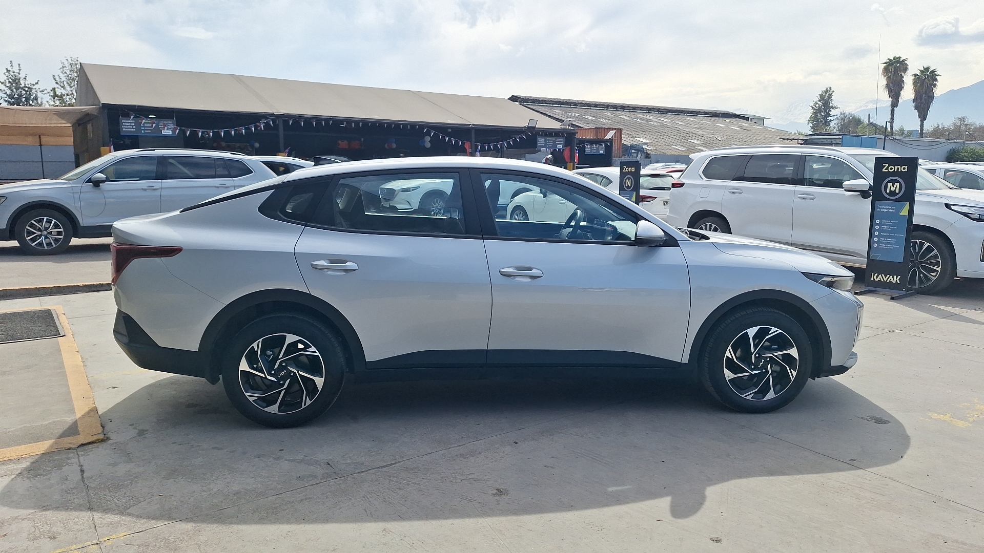 KIA K3 — foto 5 de 15