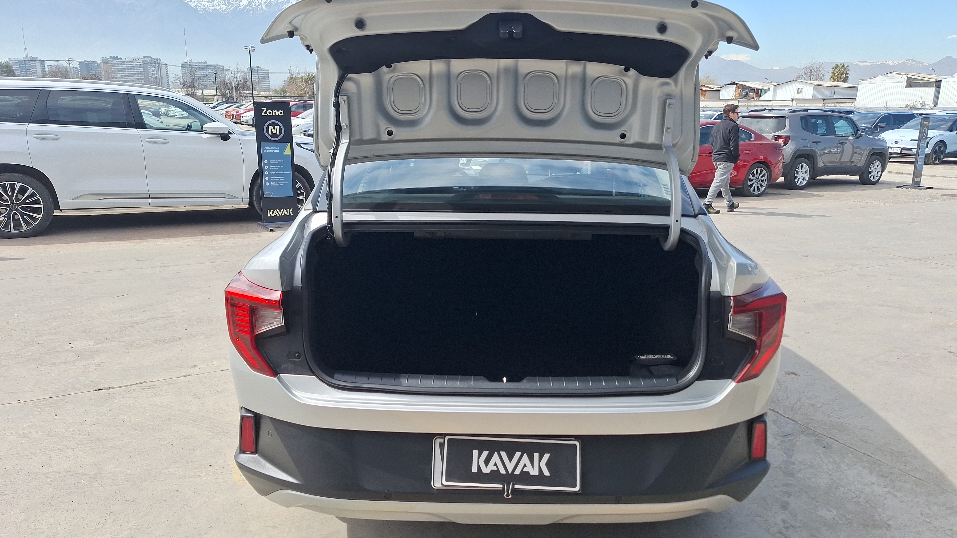 KIA K3 — foto 4 de 15